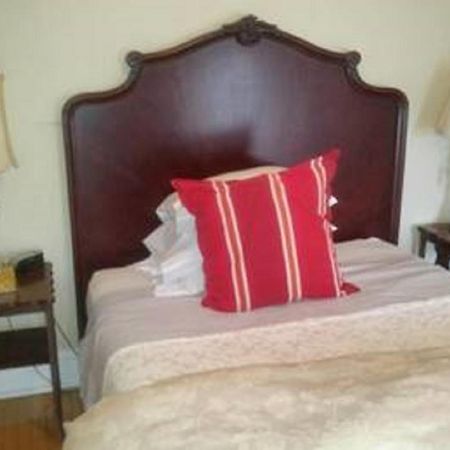 Ashbury House Bed & Breakfast Ottawa Bagian luar foto