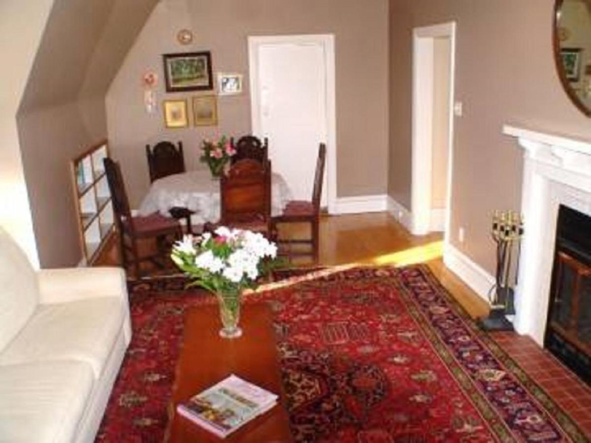 Ashbury House Bed & Breakfast Ottawa Bagian luar foto