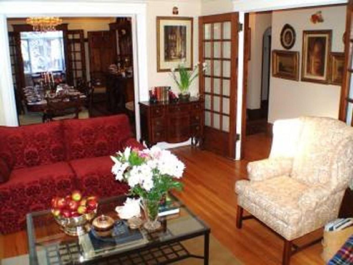Ashbury House Bed & Breakfast Ottawa Bagian luar foto