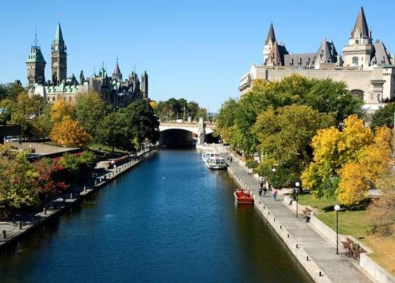 Ashbury House Bed & Breakfast Ottawa Bagian luar foto