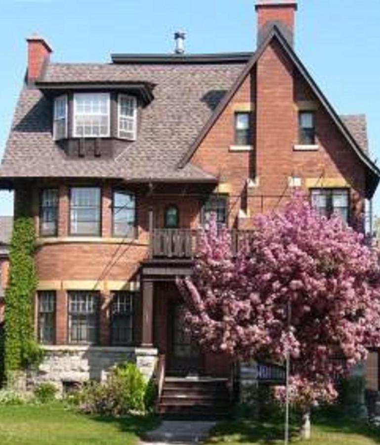 Ashbury House Bed & Breakfast Ottawa Bagian luar foto